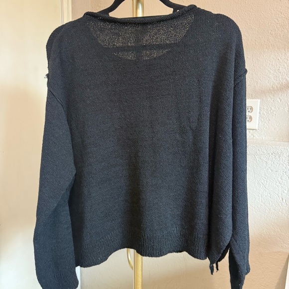 Wishlist Oversized Black Textured Lightweight Sweater Size S/M - Picture 6 of 13
